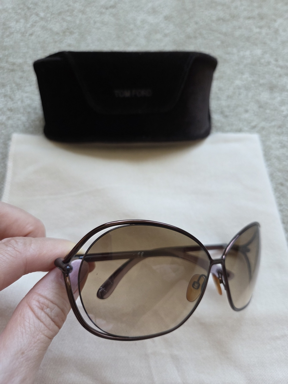 Tomford Sunglasses - Picture 3 of 8